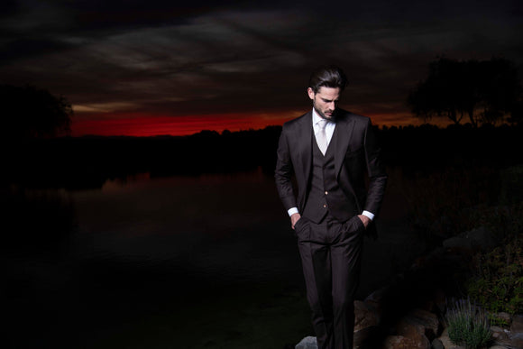 ¿CUÁL ES LA DIFERENCIA ENTRE UN TRAJE SLIM FIT Y UNO TAILORED FIT?